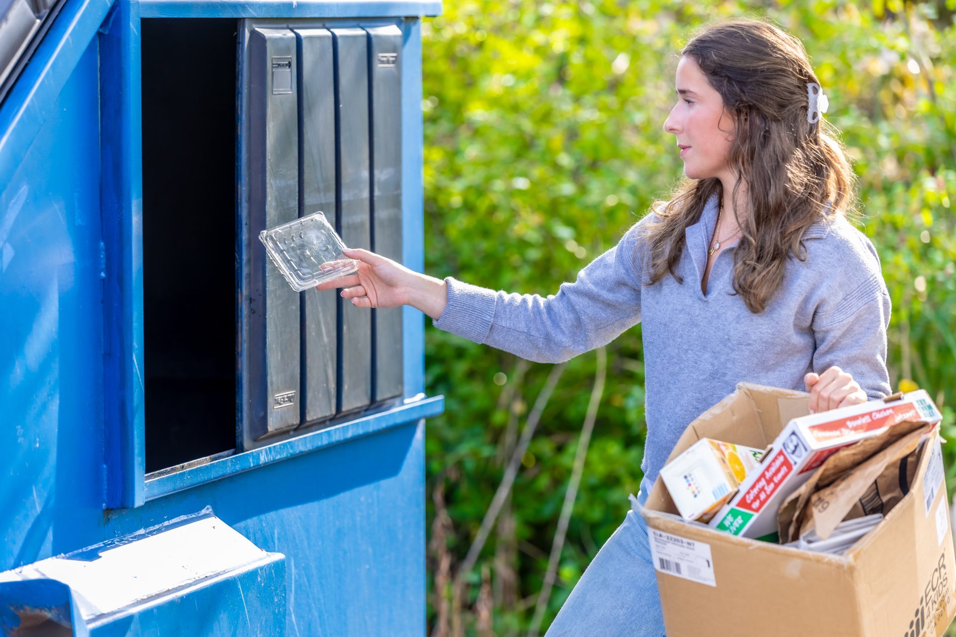 Business Employee Recycling